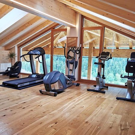 Hotel Cesa Tyrol Canazei Esterno foto