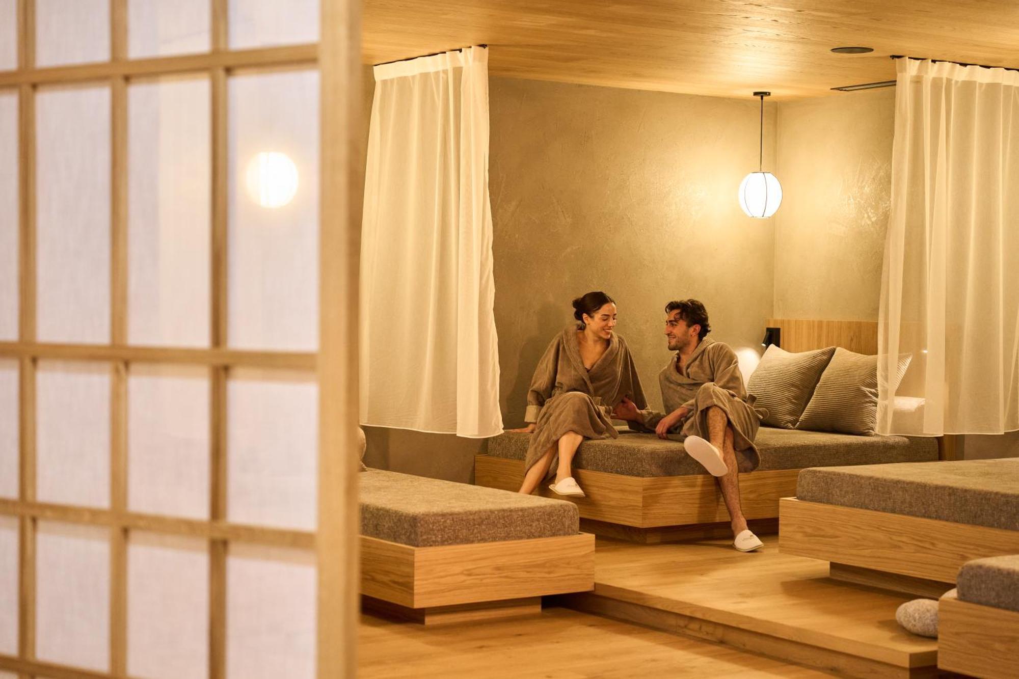 Hotel Cesa Tyrol Canazei Esterno foto